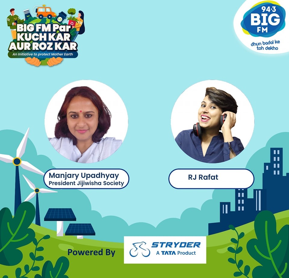 Photo of Cartagena's cathedral at the background and some colonial style houses